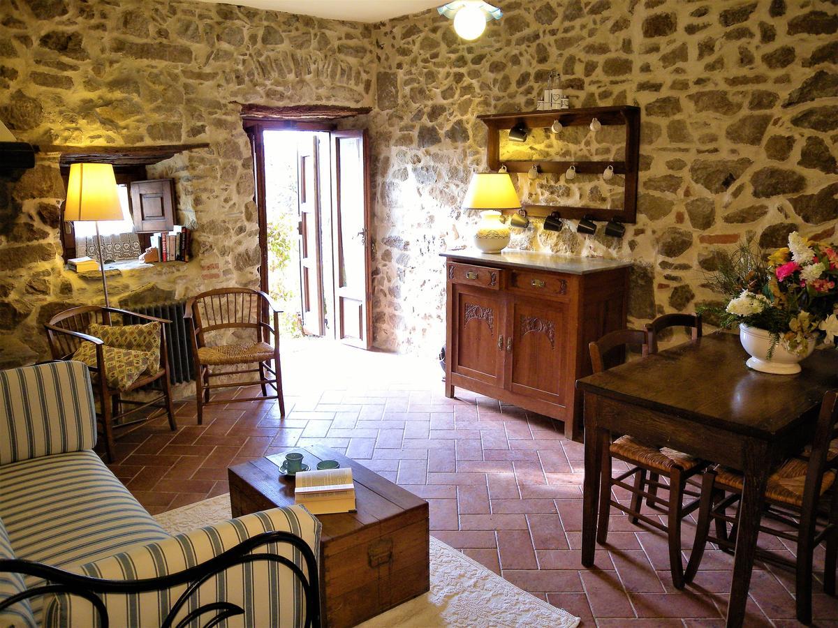 Agriturismo Il Gufo سان مارسيلو بيستويسي الغرفة الصورة