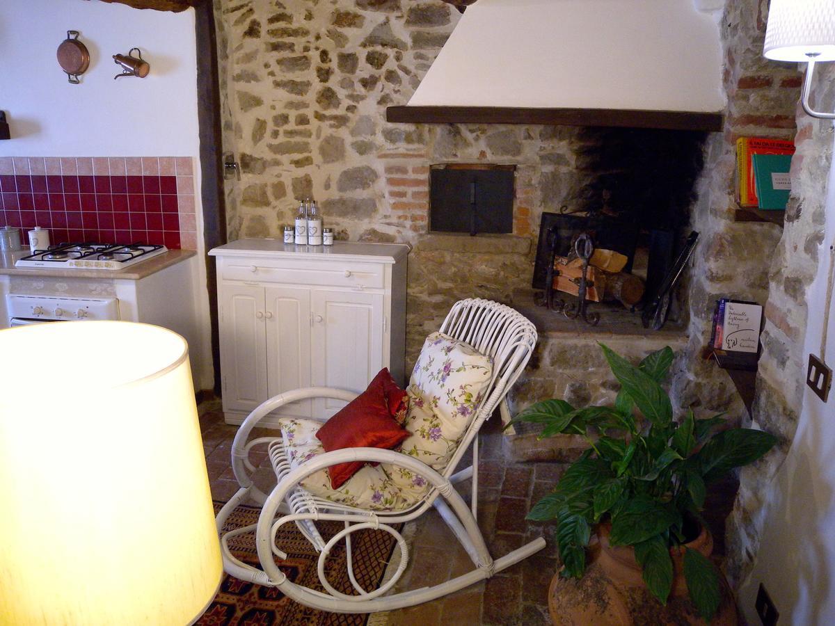 Agriturismo Il Gufo سان مارسيلو بيستويسي الغرفة الصورة