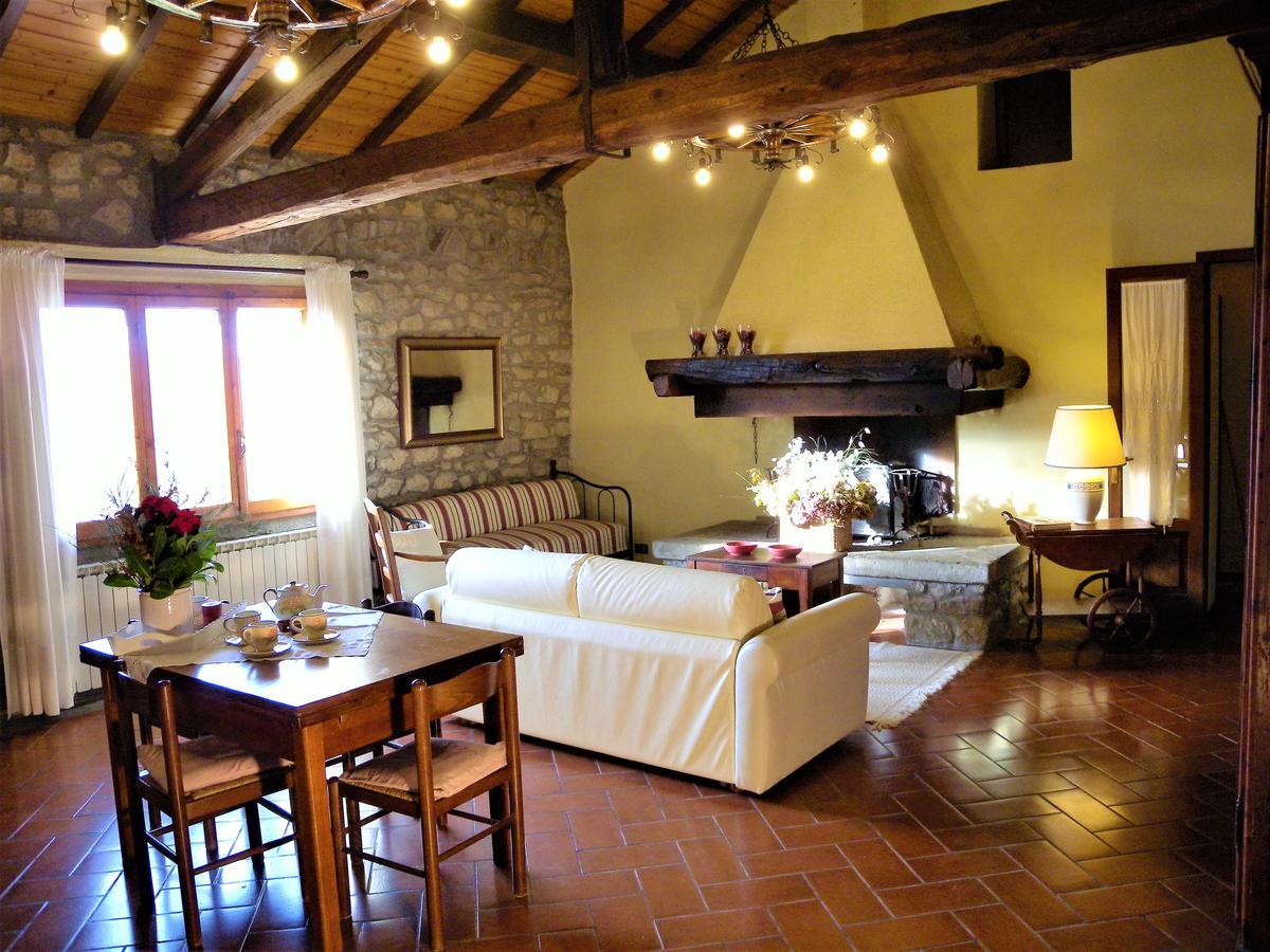 Agriturismo Il Gufo سان مارسيلو بيستويسي الغرفة الصورة