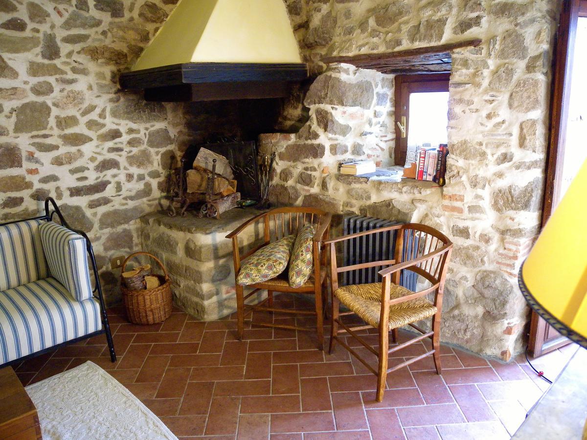 Agriturismo Il Gufo سان مارسيلو بيستويسي الغرفة الصورة